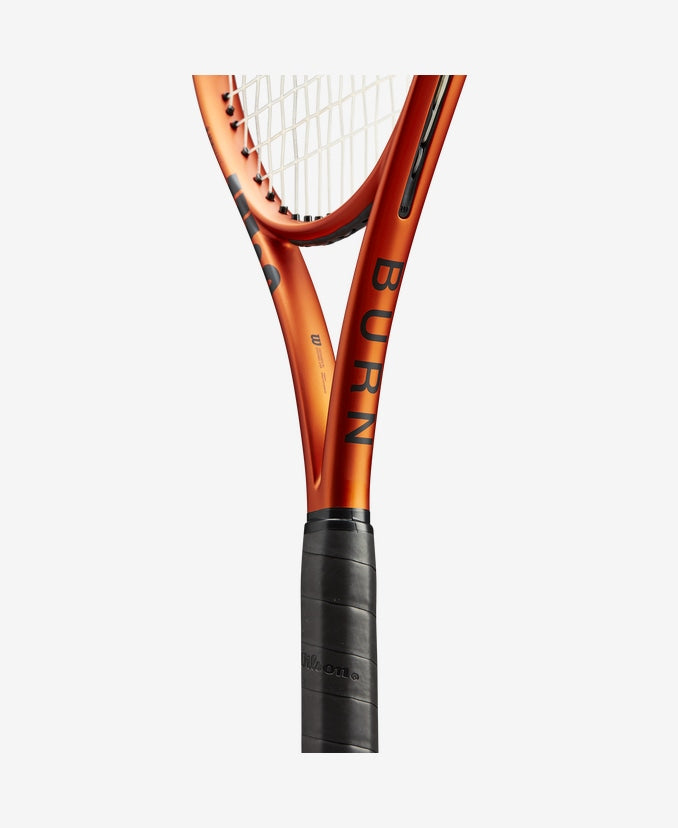 The Burn 100S V5: Wilson's Power-Packed Tennis Racket