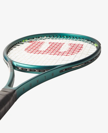 Wilson Blade 98 (18x20) V9 Tennis Racket