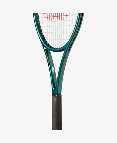 Wilson Blade Pro 98 (16x19) V9 Tennis Racket