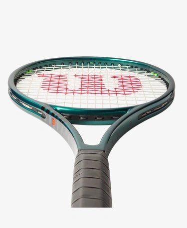 Wilson Blade PRO 98 (16x19) V9 Tennis Racket - Racquet Point